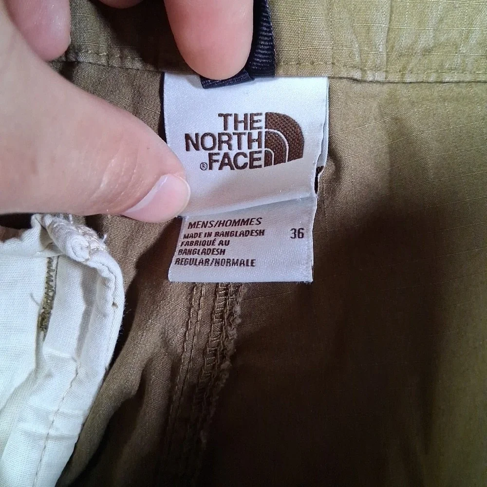 The North Face Ripstop Cargo Pants Mens Size 36 Military Green‎ Belted Inseam 31